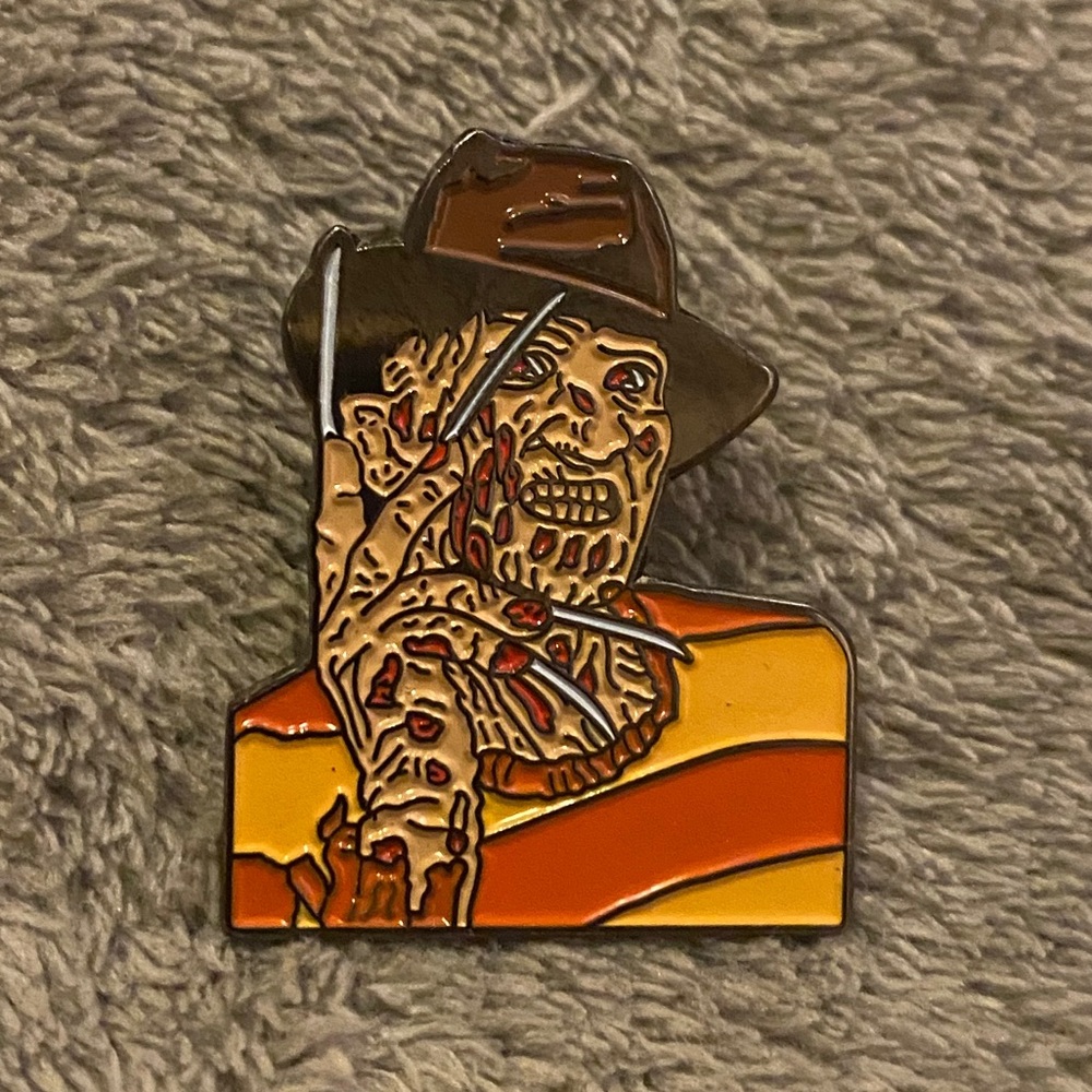 Freddy Krueger horror lapel pin